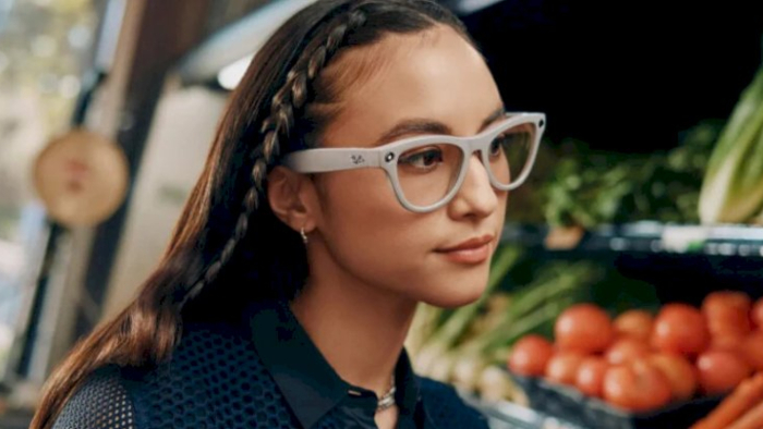 Meta, tüm Ray-Ban akıllı gözlük kullanıcılarına canlı çeviriler sunuyor